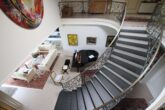 Villa zum Träumen: 300m², edel, extravagant und exklusiv ! - Treppe