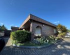 Hausansicht - L- Bungalow: 153m², außergewöhnlich u. authentisch mit Garage