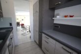 Stilvolles Wohnen in Hockenheim: Barrierefreier Bungalow mit Erbbauvertrag - Küche