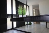 Stilvolles Wohnen in Hockenheim: Barrierefreier Bungalow mit Erbbauvertrag - Detail Flurspiegel