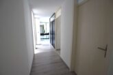 Stilvolles Wohnen in Hockenheim: Barrierefreier Bungalow mit Erbbauvertrag - Flur