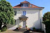 Hausansicht - Ein seltenes Juwel: Einfamilienhaus, 260m² mit parkähnlichem Garten und edlem Ambiente