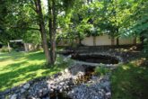 Bach u. Teich - Ein seltenes Juwel: Einfamilienhaus, 260m² mit parkähnlichem Garten und edlem Ambiente