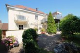 Hausansicht - Ein seltenes Juwel: Einfamilienhaus, 260m² mit parkähnlichem Garten und edlem Ambiente