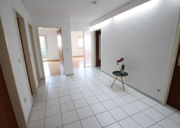 3 ZKB, 83m², mit Lift, Balkon und Stellplatz, 69214 Eppelheim, Etagenwohnung