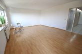 Wohnzimmer - 3 ZKB, 83m², mit Lift, Balkon und Stellplatz