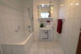 Badezimmer - 3 ZKB, 83m², mit Lift, Balkon und Stellplatz