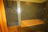Detail Dusche, Wanne - 3 ZKB, 86m² barrierefrei: mit Lift, TG-Stellplatz und sensationelle Aussicht