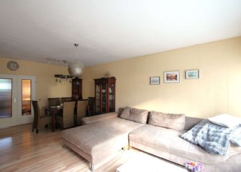 Schönes Wohnen in Sandhausen: 3 ZKB, 91m², mit Sonnenbalkon und Tiefgaragenstellplatz, 69207 Sandhausen, Etagenwohnung