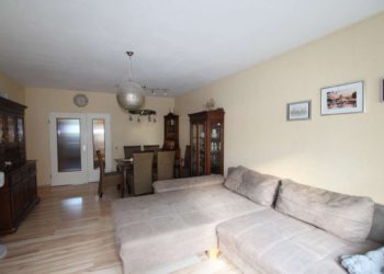 Schönes Wohnen in Sandhausen: 3 ZKB, 91m², mit Sonnenbalkon und Tiefgaragenstellplatz, 69207 Sandhausen, Etagenwohnung