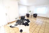 Wohnzimmer - EFH, 180m², freistehend, mit Garten und Garagen in Sandhausen