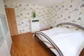 Schlafzimmer 1 - Gepflegt und mit viel Platz: 4 ZKB auf 99m² inkl. Stellplatz in Eppelheim