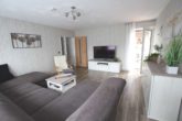 Wohnzimmer - Gepflegt und mit viel Platz: 4 ZKB auf 99m² inkl. Stellplatz in Eppelheim