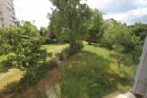 Ausblick Schlafzimmer 2 - Gepflegt und mit viel Platz: 4 ZKB auf 99m² inkl. Stellplatz in Eppelheim