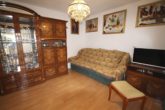 Wohnzimmer - Für Kapitalanleger: 2- Zimmer-Wohnung mit Balkon und Tiefgaragenstellplatz in Leimen