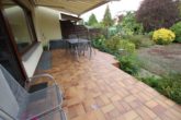 Terrasse - Einfamilienhaus: 132m² , sehr gepflegt, mit Garten und 2 Garagen