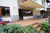 Terrasse - Einfamilienhaus: 132m² , sehr gepflegt, mit Garten und 2 Garagen