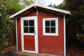 Detail: Gartenhaus - Einfamilienhaus: 132m² , sehr gepflegt, mit Garten und 2 Garagen