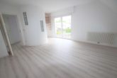 Schlafzimmer 1 - Einfamilienhaus, freistehend, 5ZKB auf 190m²: Schönes Wohnen mit gr. Terrasse u.Garten in Walldorf