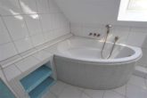 Detail Wanne - Einfamilienhaus, freistehend, 5ZKB auf 190m²: Schönes Wohnen mit gr. Terrasse u.Garten in Walldorf