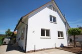 Hausansicht - Einfamilienhaus, freistehend, 5ZKB auf 190m²: Schönes Wohnen mit gr. Terrasse u.Garten in Walldorf