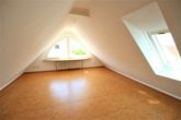 Schlafzimmer 3 - Einfamilienhaus, freistehend, 5ZKB auf 190m²: Schönes Wohnen mit gr. Terrasse u.Garten in Walldorf