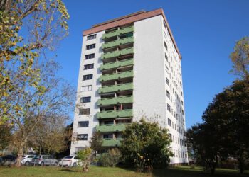 4 ZKB, 99m² mit sensationeller Aussicht über den Dächern Eppelheims, 69214 Eppelheim, Etagenwohnung