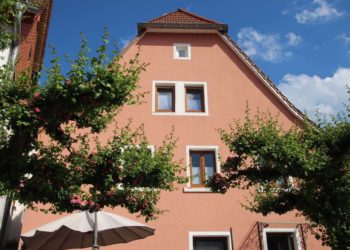 Liebevoll ausgebautes 132m² Fachwerk: mit Ausbaureserve, Garten und Garage, 74925 Epfenbach, Haus