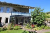 Hausansicht - Schönes Wohnen in Hockenheim: 187m² mit Garten, Garage u. Carport uvm.
