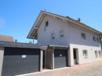 Hausansicht - Schönes Wohnen in Hockenheim: 187m² mit Garten, Garage u. Carport uvm.